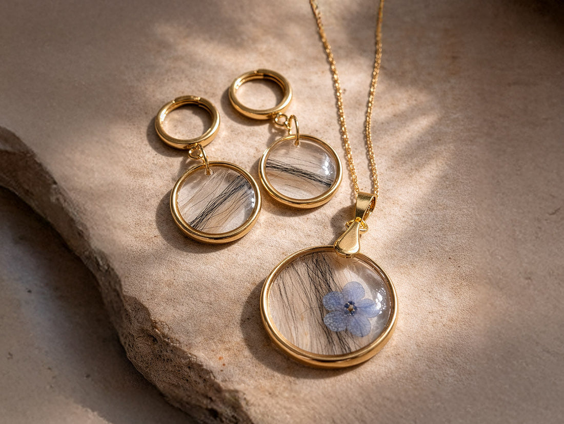 Erinnerungsschmuck - persönliche Materialien in einzigartige Schmuckstücke verwandeln